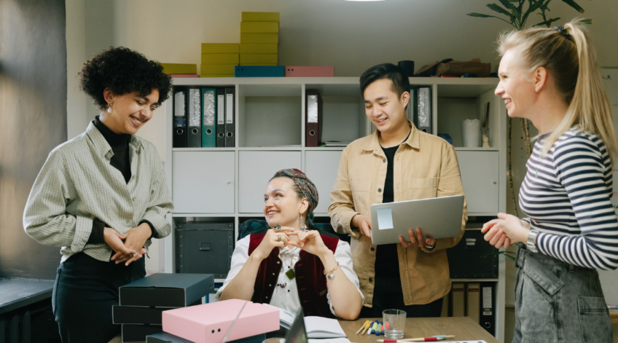 How to Write a Job Description That Stands Out in a Competitive Market