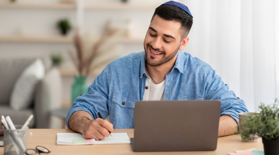 Cover Letters: Are They Still Worth Writing in Today’s Job Market?