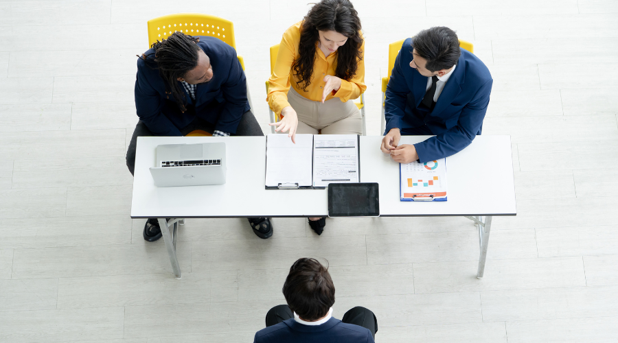 How Executive Job Candidates Approach Interviews Differently – and What You Can Learn
