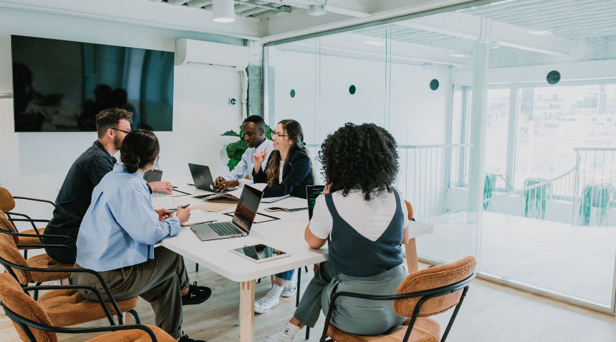 Resigning the Right Way: How to Leave a Job on a Positive Note
